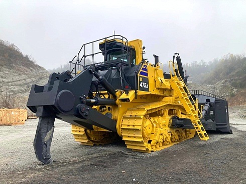 Komatsu D475-5E0 бульдозер